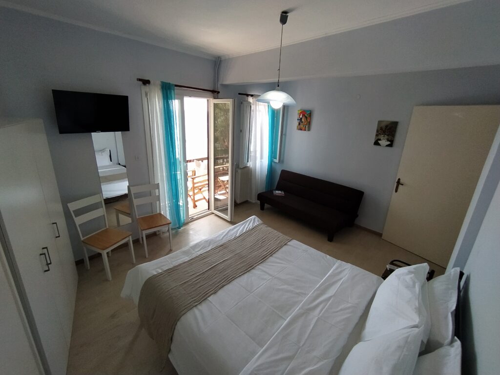 The bedroom of Als Plomari